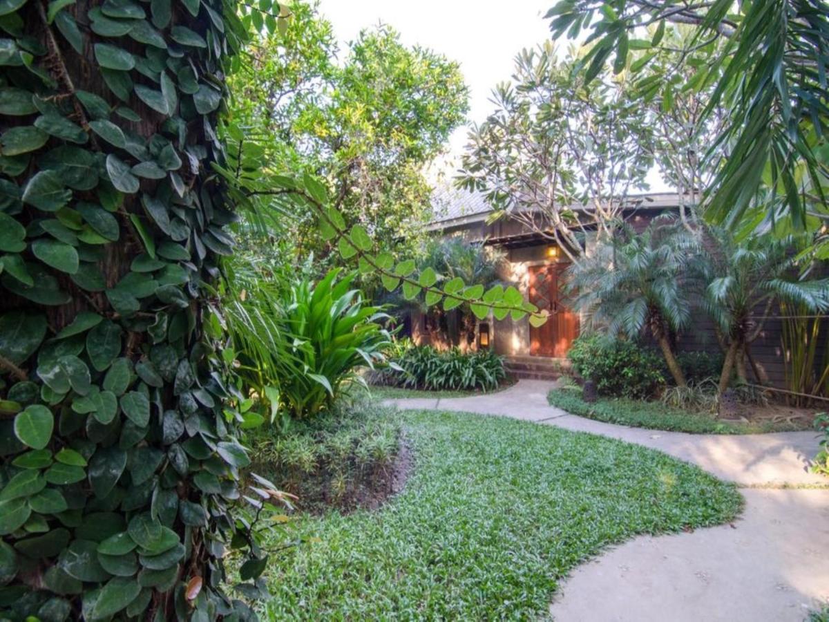 Baan Suan เฮือนพักบ้านสวน 3*